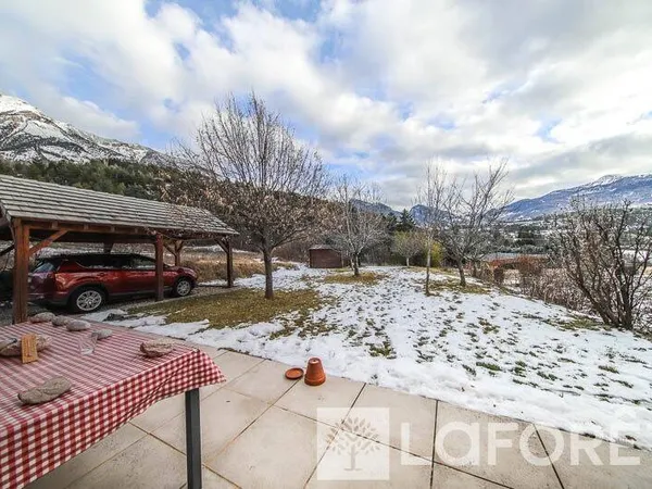 Maison 4 pièces 117 m² 