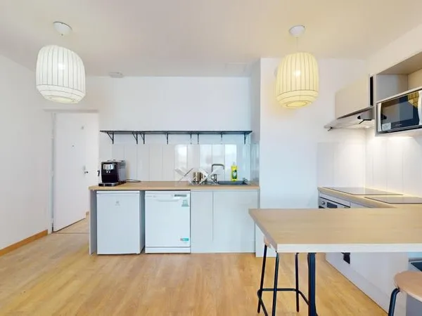 Coliving à Cergy : Appartement de 2120m2