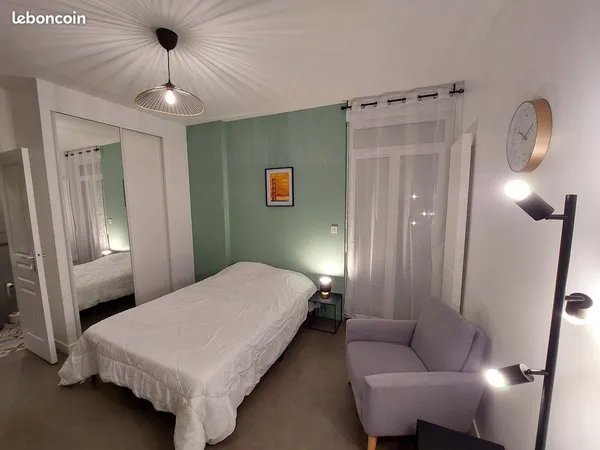 Très beau studio meublé de 16m2 Avenue de Laon à Reims 