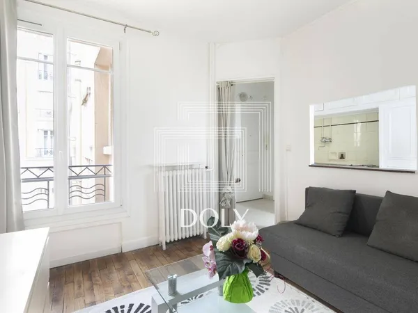 Studio 1 pièce 19 m² 