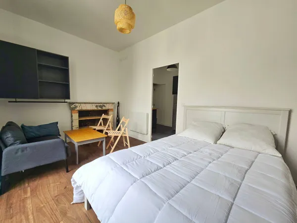 Studio refait à neuf - 25m² - Canclaux 