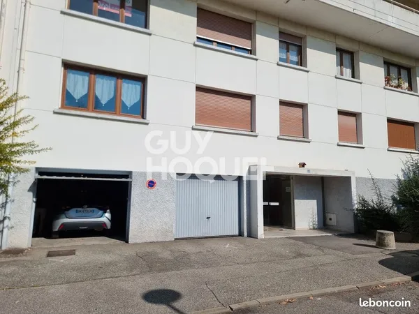 Parking/box 36 m² CHAMBERY 