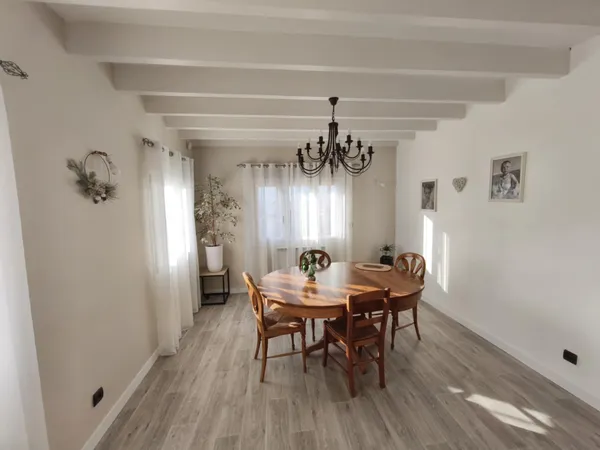 Maison 7 pièces 145 m² 