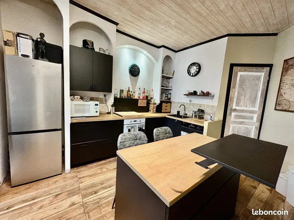Appartement 2 pièces 61 m² 