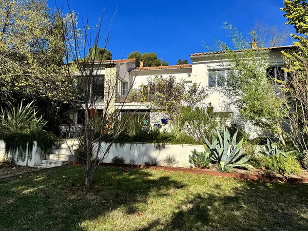 Maison 6 pièces 165 m² 