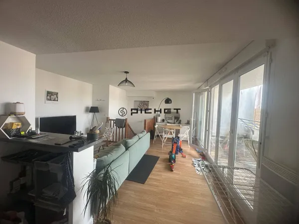 Appartement 4 pièces 89 m² 