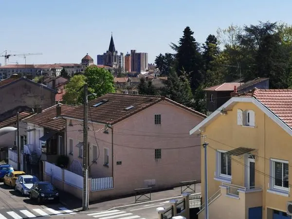 T2 40 m2 Oullins centre 