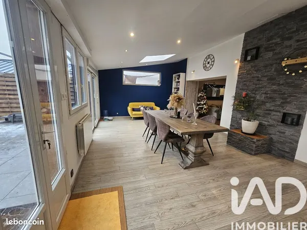 Maison 6 pièces 180 m² 