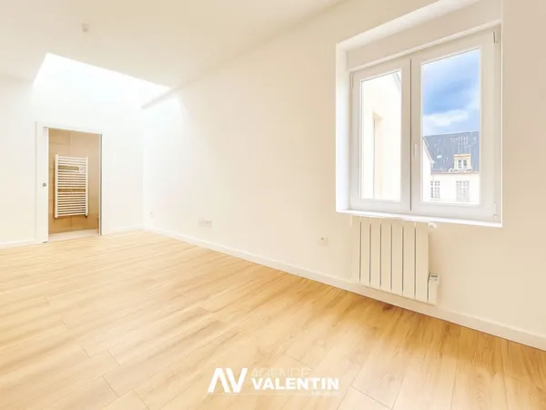 Studio 1 pièce 21 m² 
