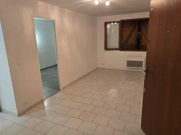 T2, Rez de chaussée, Garéoult (83136) 