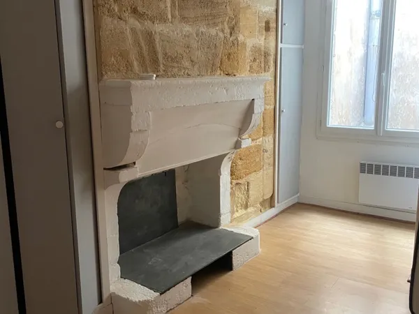 BORDEAUX HYPER CENTRE - APPARTEMENT TYPE 2 
