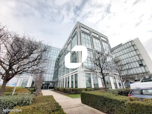 Bureaux 7 pièces 1454 m² 