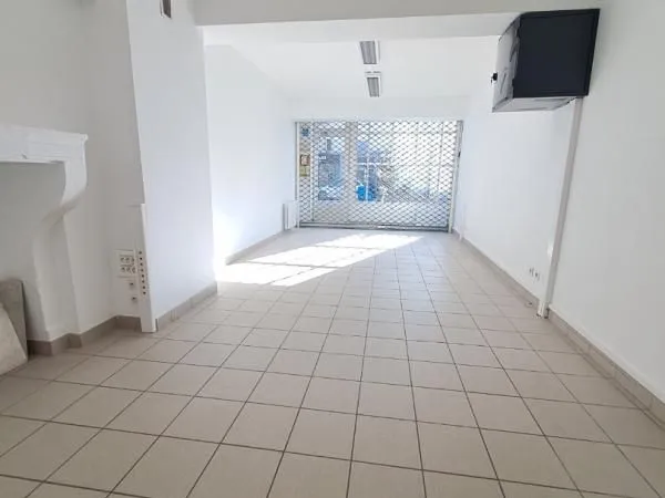 Local bureaux 37 m² 