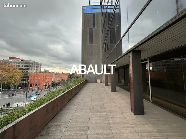 Bureaux 180 m² 