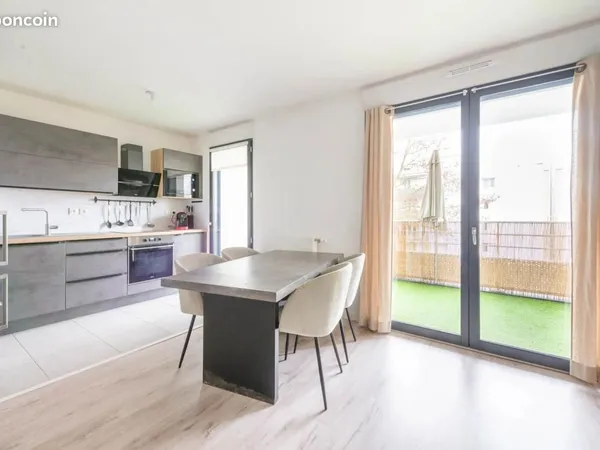 Appartement 4 pièces 75 m² 