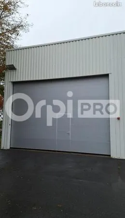 Local commercial 220 m² 