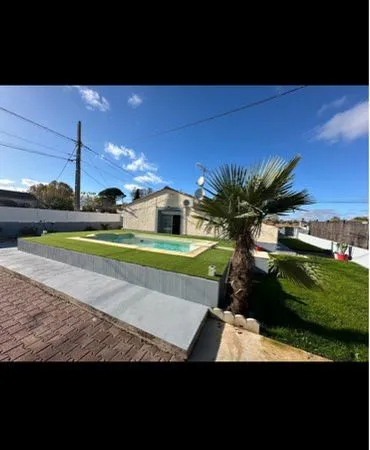 Maison en pierre rénovée avec piscine - Garage, dépendances & calme total dans les vignes 
