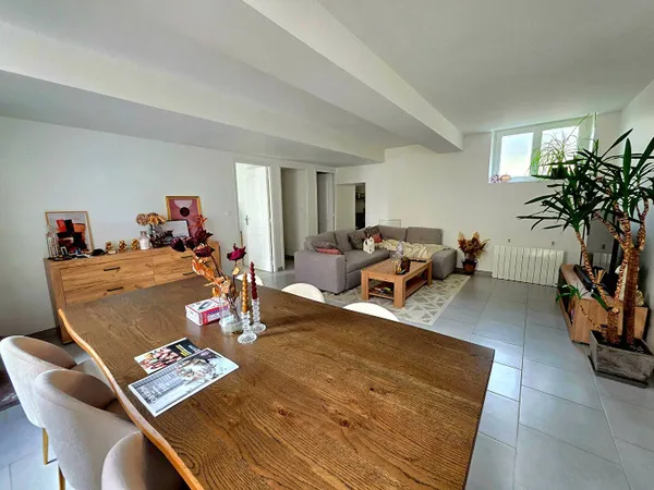 Appartement 4 pièces 93 m² 