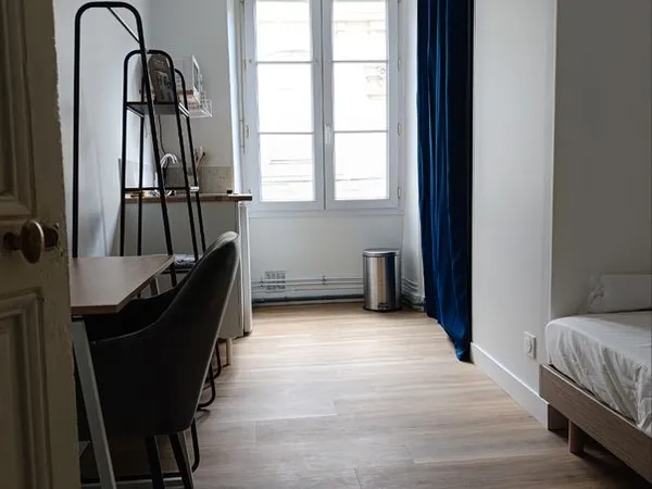 Loue studette 11m2 hyper centre meublée 