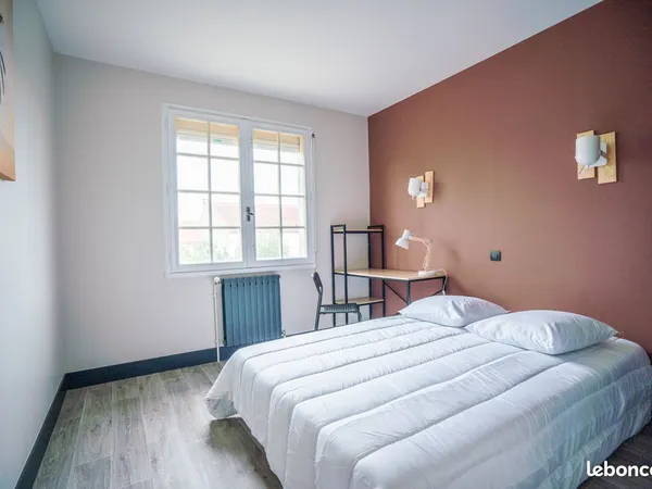 🏡 Chambre meublée en colocation - Proche lycée Paul Guérin (Niort) 