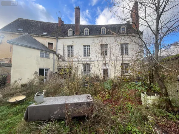 Maison 16 pièces 300 m² 