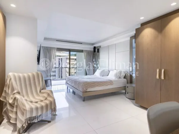 CANNES CROISETTE - Appartement d'exception boulevard de la Crois 