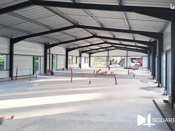 Bureau 182 m² 