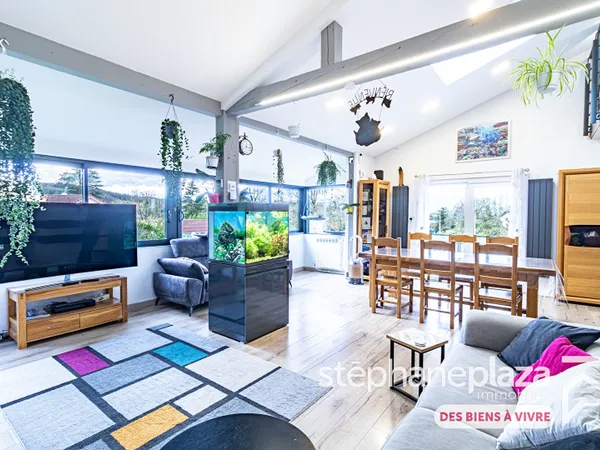 Maison Revonnas 6 pièce(s) 139 m2 