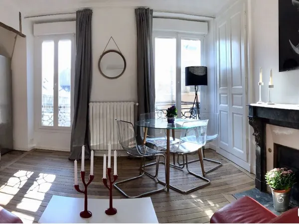 TOUT INCLUS (y.c. Internet & Laverie): Studio chic et calme dans charmante résidence 