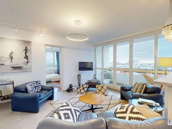 Chambre 4 pièces 74 m² 