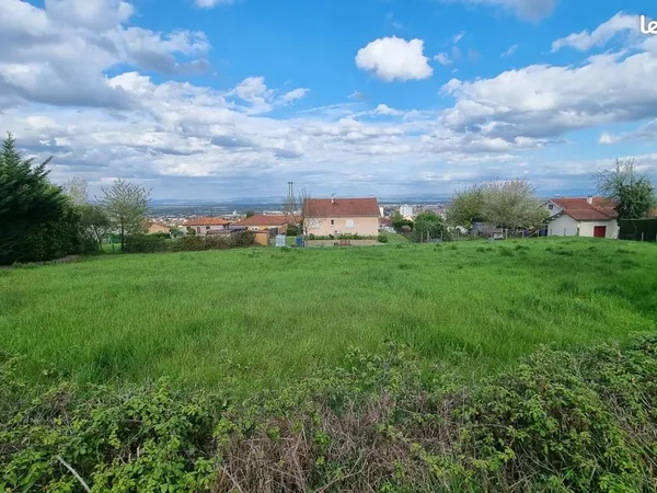 Terrain 1020 m² Montbrison 