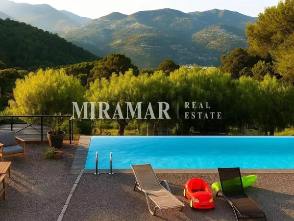 Maison 5 pièces 130 m² 