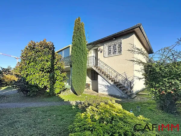 MEYZIEU-Maison 3 chambres-140m² 