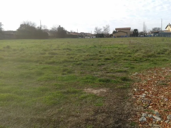 Terrain 655 m² 