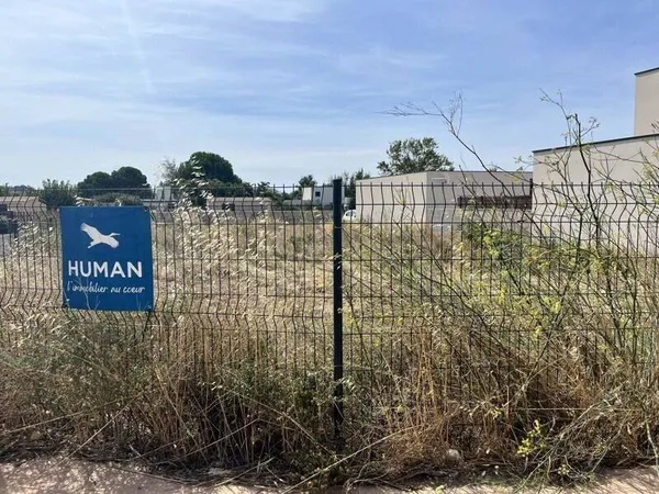 Boutique Vente Sérignan   179760€