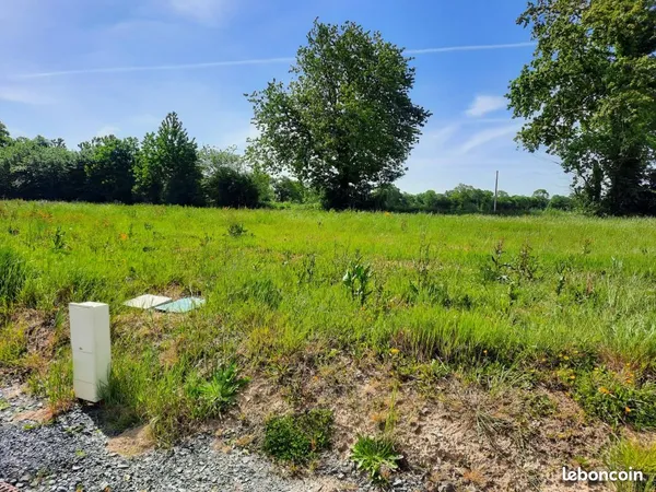 Terrain 887 m² Saint Denis Le Vetu 