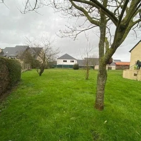 Terrain 450 m² TINTENIAC 