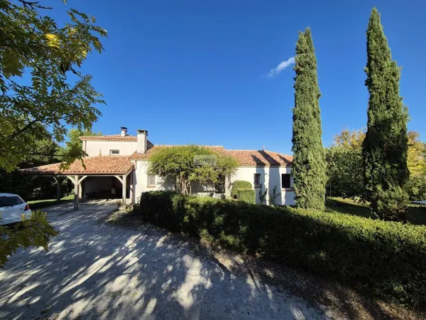 Maison 6 pièces 143 m² 