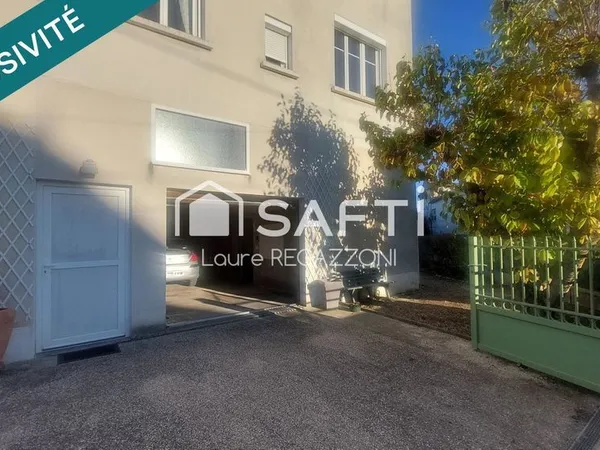 Grande maison familiale proche toutes commodités 