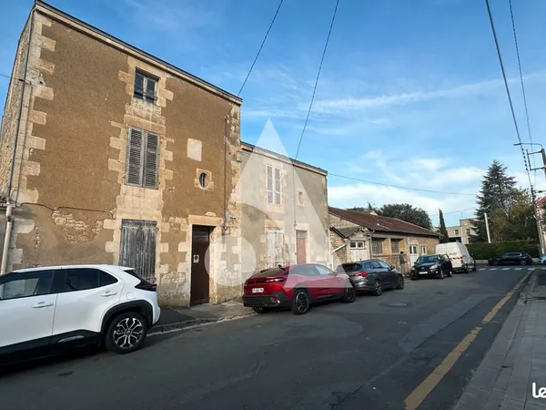 Local commercial 420 m² NIORT 