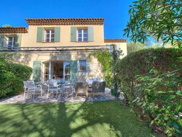 Villa 4 pièces 121 m² 