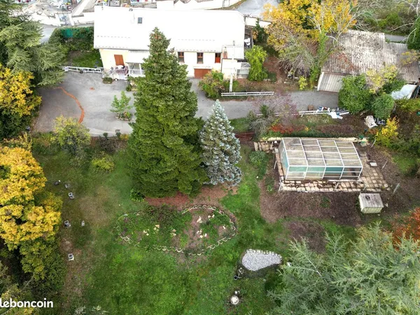 Maison 6 pièces 140 m² 