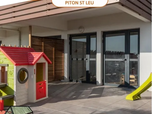 Local 107 m² 