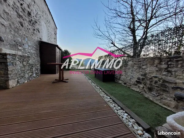 Appartement 2 pièces 74 m² 