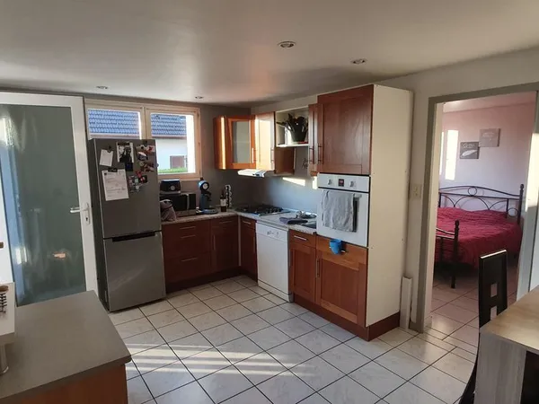 Appartement T3 Meublé de 55 m² - Rez-de-chaussée dans maison particulière - Chalezeule 