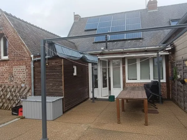 Maison semi-mitoyenne 