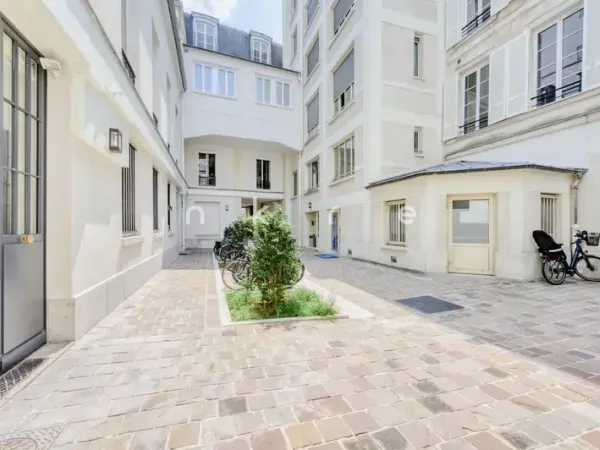 ODEON - SAINT-MICHEL, BUREAUX DE STANDING LUMINEUX ET CLIMATISES 