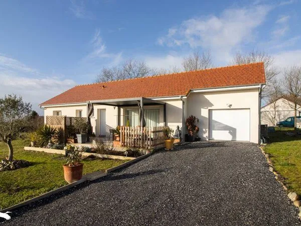 Maison de plain-pied 4 pièces 95 m² 