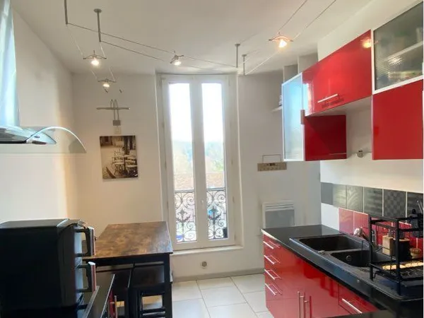Appartement 2 pièces 45m2 avec parking 
