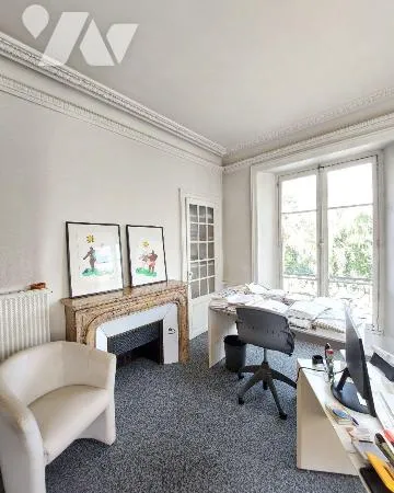 Fonds de commerce 189 m² 